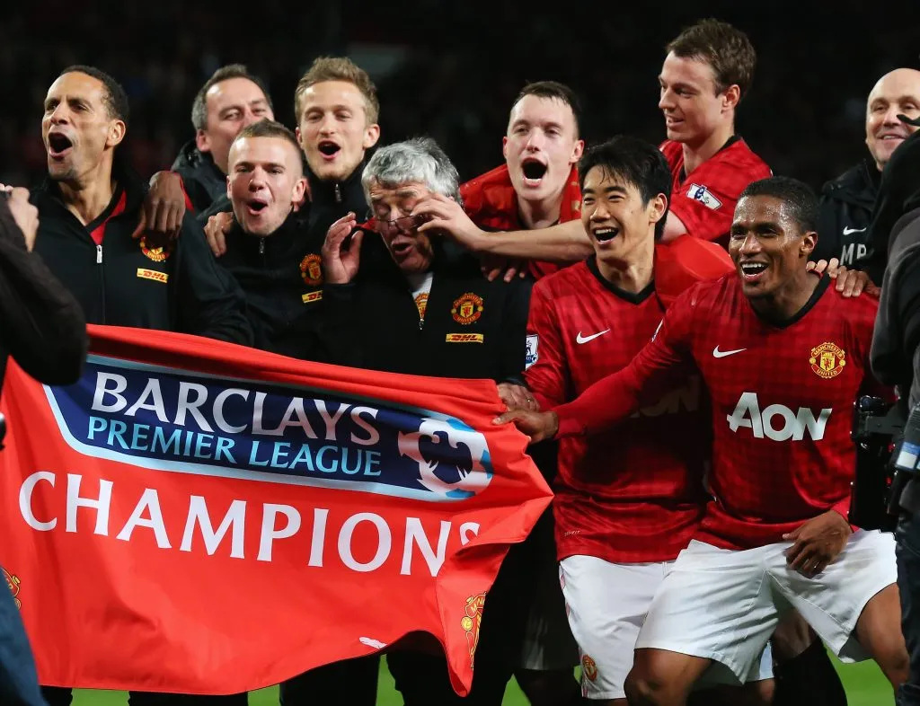 Antonio Valencia celebrando la Premier League con el Manchester United. Foto: Getty.