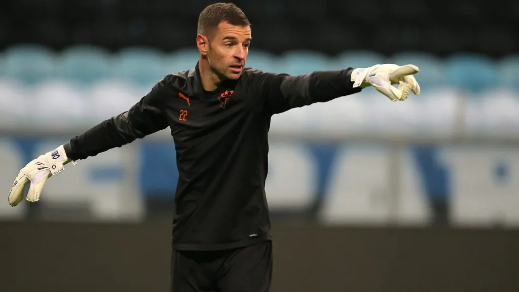 Adrián Gabbarini se retiró en el 2023 y ahora podría ser DT. Foto: Getty.