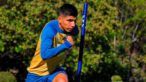 Piero Quispe y Pumas de México.