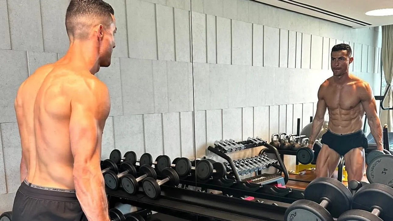 Cristiano Ronaldo entrenado de manera particular. @Cristiano