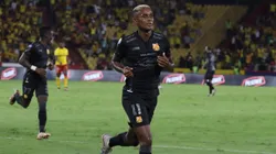 El delantero ecuatoriano aclaró sí buscará otro equipo para 2024.