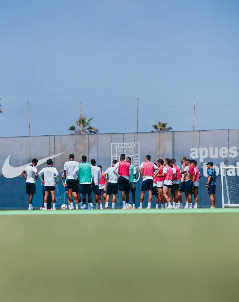 Un día de entrenamiento para Alianza Lima. (Foto: Twitter).Actual valor de la plantilla de Alianza Lima. (Foto: Transfermarkt).Los 10 jugadores más valiosos de Alianza Lima. (Foto: Transfermarkt).