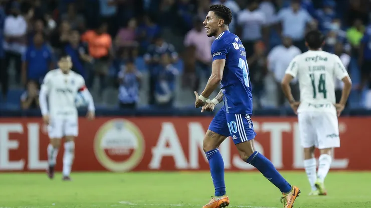 Emelec reclama el pago por Joao Rojas