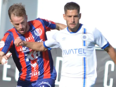 Se probó en Boca, River y cuenta cómo es jugar en la cuarta de España