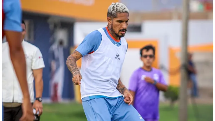 Paolo Guerrero y César Vallejo