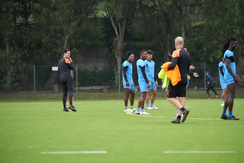 Josep Alcácer llegó a Liga de Quito con un contrato por un año. (Foto: @LDU_Oficial)