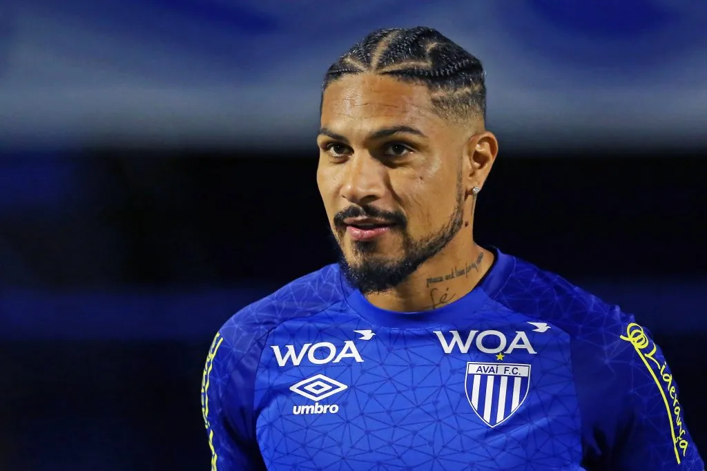 Paolo Guerrero en el Avaí de Brasil. (Foto: Getty).