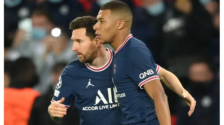 Lionel Messi y Kylian Mbappé, algunas figuras que se fueron del PSG a cero euros.