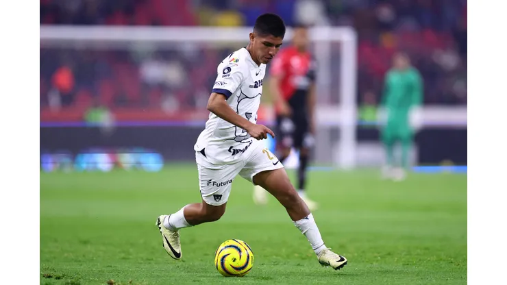 Piero Quispe y Pumas de la UNAM