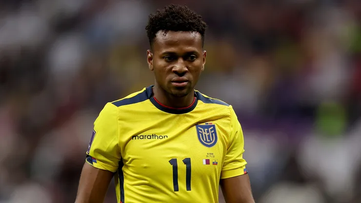 El delantero ecuatoriano llegaría con este contrato a Liga de Quito