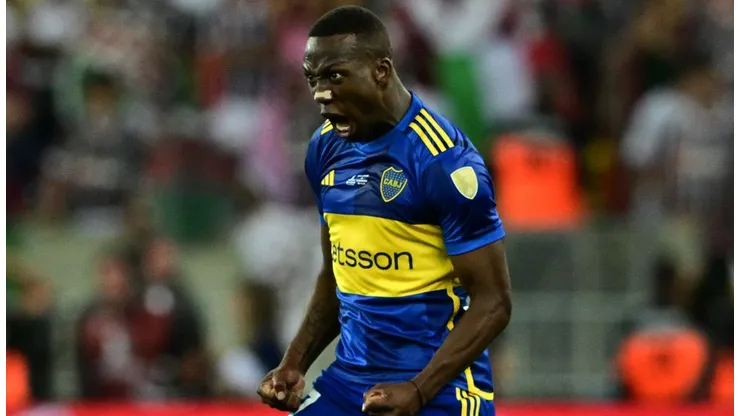 Luis Advíncula y Boca Juniors