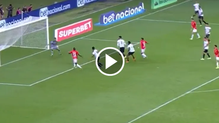 El ecuatoriano se mandó un golazo en Brasil