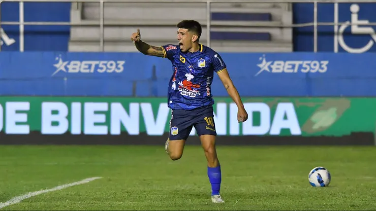 Brian Oyola - Delfín SC 2023. Foto: IMAGO.