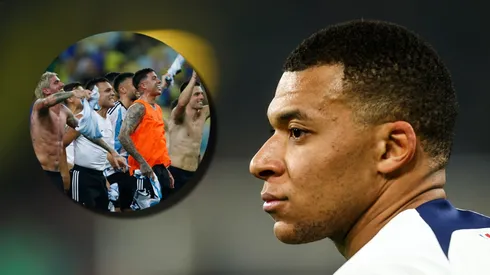 Kylian Mbappé y jugadores de la selección Argentina.
