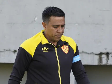 César Farías se cansó de Aucas y los demandó ante FIFA