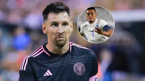 Messi y un jugador de El Salvador.