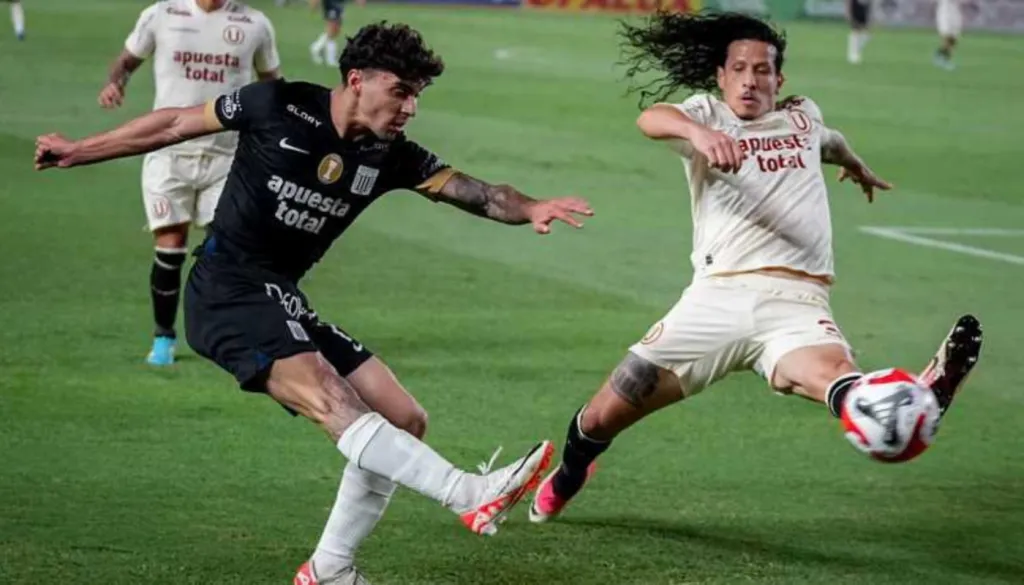 Zanelatto y Riveros en el clásico entre Alianza y Universitario. (Foto: Liga de Fútbol Profesional)