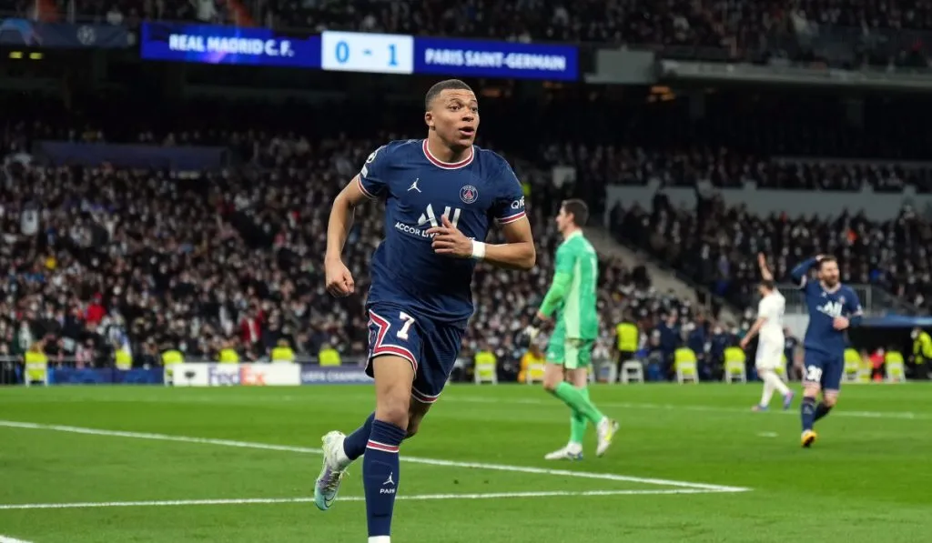 Kylian Mbappé festeja uno de sus goles contra Real Madrid: Getty Images