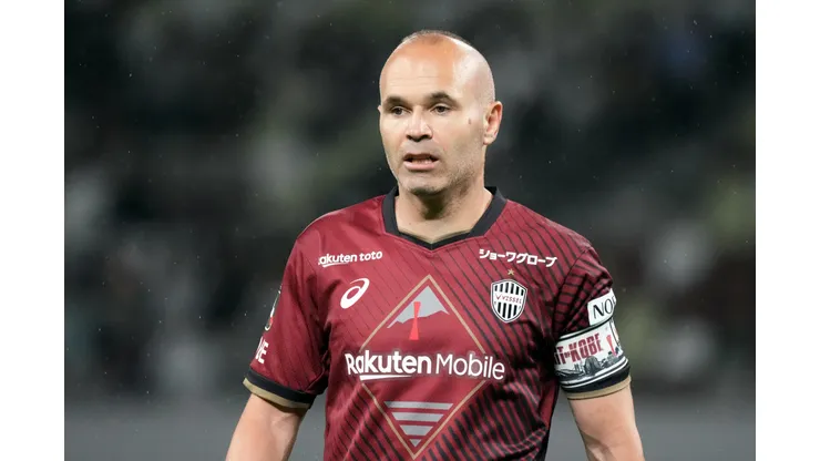 TOKYO, JAPAN - JUNE 06: Andres Iniesta of Vissel Kobe looks on during the pre-season friendly match between Vissel Kobe and Barcelona at National Stadium on June 06, 2023 in Tokyo, Japan. (Photo by Koji Watanabe/Getty Images)