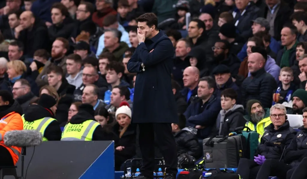 Mauricio Pochettino, desesperado en la derrota del Chelsea ante Wolves: Getty Images