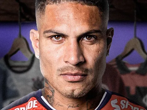 Paolo Guerrero y su triste presentación como nuevo jugador de la César Vallejo
