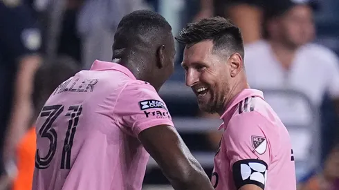 Kamal Miller y Lionel Messi.