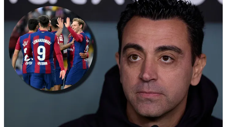 Xavi y sus jugadores por Barcelona.