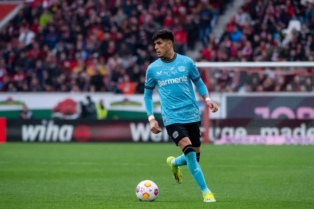 Piero Hincapié es titular con el Bayer Leverkusen. (Foto: IMAGO)