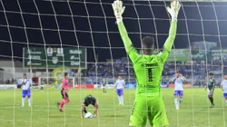 Gilmar Napa provocó un penal que empató el partido para Emelec