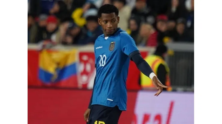 Gonzalo Plata y su jugada de crack vs. Italia