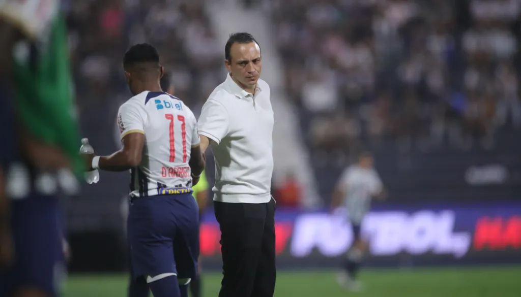 Restrepo, técnico de Alianza. (Foto: Alianza Lima Prensa)