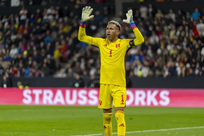 Pedro Gallese atajando con Perú. (Foto: Selección de Perú Prensa)