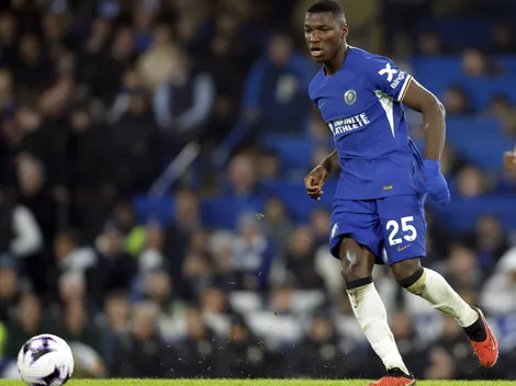 Blooper de Moisés Caicedo y gol del Manchester United