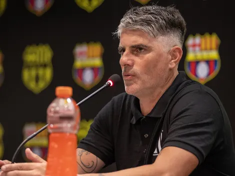 (VIDEO) Hinchas de Barcelona SC se enfrentaron a Diego López con insultos