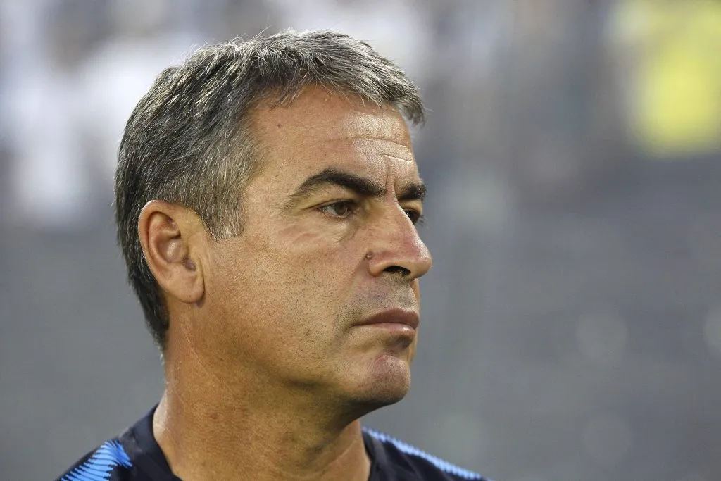 Pablo Bengoechea entrenando a Alianza Lima. (Foto: IMAGO).