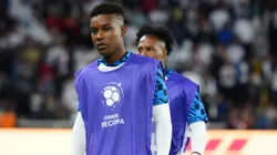 Apenas llegó y Óscar Zambrano podría volver a cambiar de equipo Foto: Getty