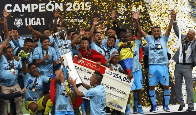 Roberto Mosquera en Deportivo Binacional. (Foto: Difusión).