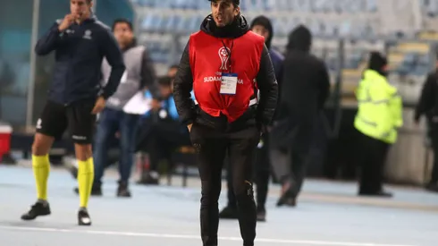 Futbol, Magallanes vs Liga Deportiva Universitaria de Quito, Fase de Grupos, Copa Conmebol Sudamericana 2023 El entrenador de LDU Quito Luis Zubeldia es fotografiado durante el partido de Copa Conmebol Sudamericana contra Magallanes disputado en el estadio El Teniente en Rancagua, Chile. 23/5/2023 Jorge Loyola/Photosport Football, Magallanes vs Liga Deportiva Universitaria de Quito group stage, Conmebol Sudamericana Cup LDU Quito s head coach Luis Zubeldia is pictured during the Copa Conmebol Sudamericana championship match against Magallanes at the El Teniente in Rancagua, Chile. el estadio El Teniente en Rancagua, Chile. 23/5/2023 Jorge Loyola/Photosport Magallanes vs Liga Deportiva Universitaria de Quito, Copa Conmebol Sudamericana 2023