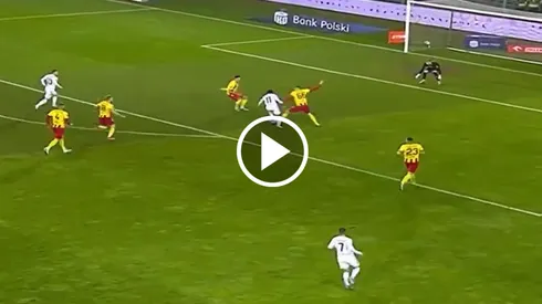 El ecuatoriano dio una asistencia en Polonia