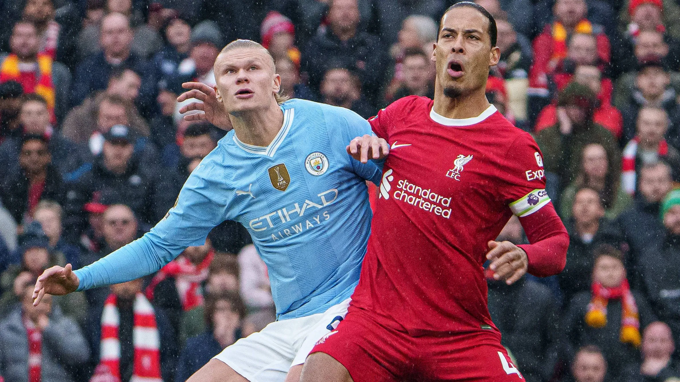 A Erling Haaland se lo notó incómodo en el duelo con Virgil van Dijk.