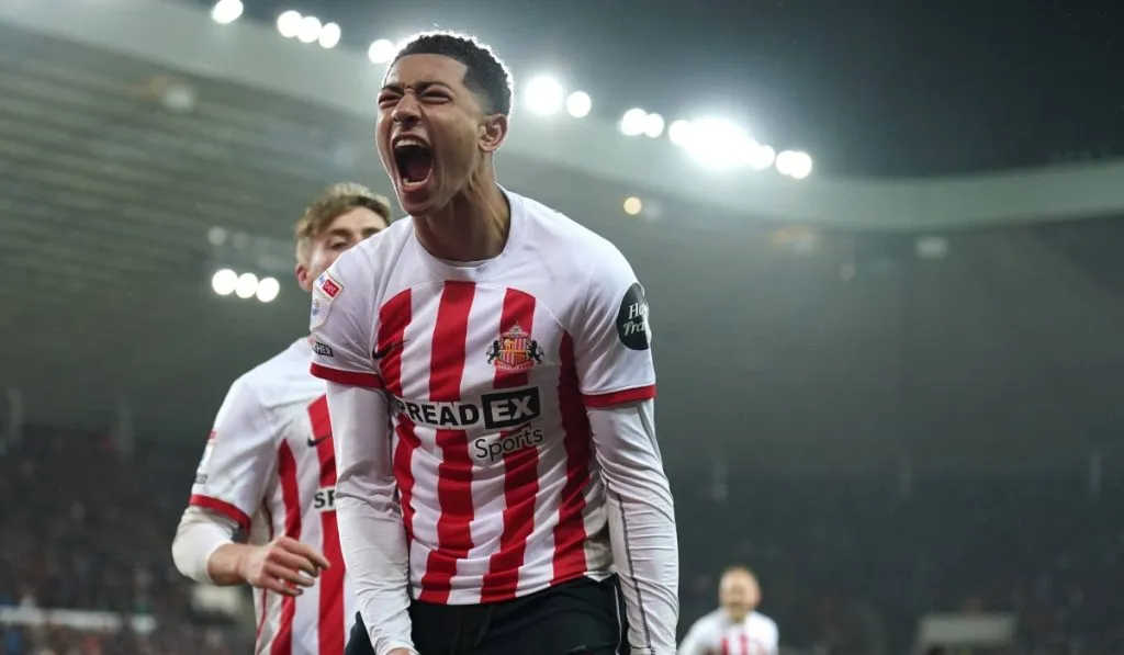 Jobe Bellingham festeja uno de sus goles en Sunderland: IMAGO