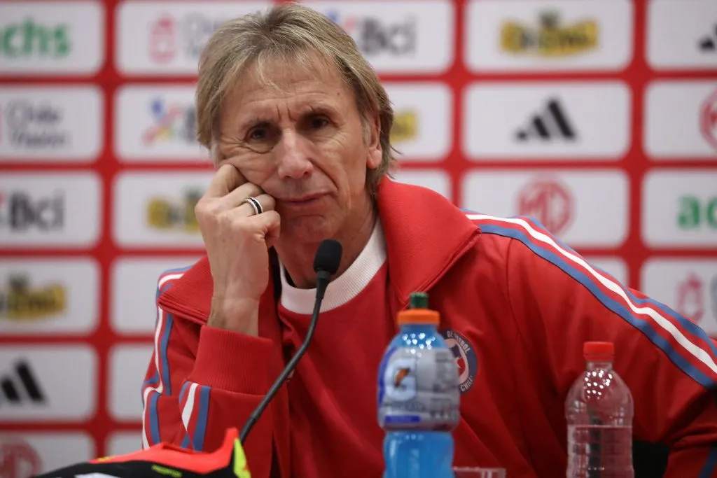 Conferencia de prensa de Ricardo Gareca. (Foto: IMAGO).