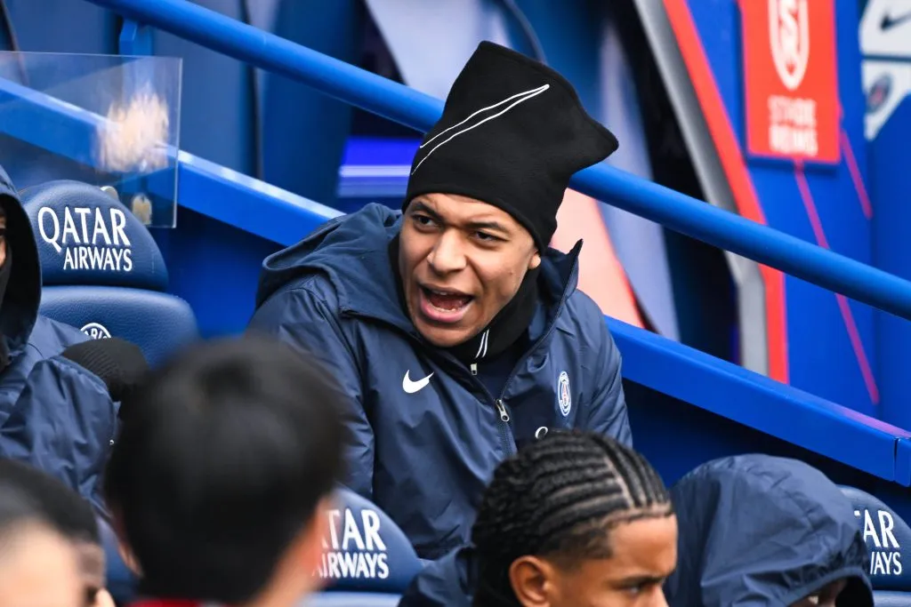 Kylian Mbappe nuevamente suplente en el París Saint-Germain, esta vez, vs. Reims.