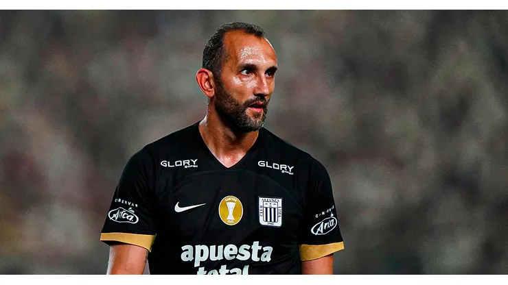 Alianza Lima y Hernán Barcos.