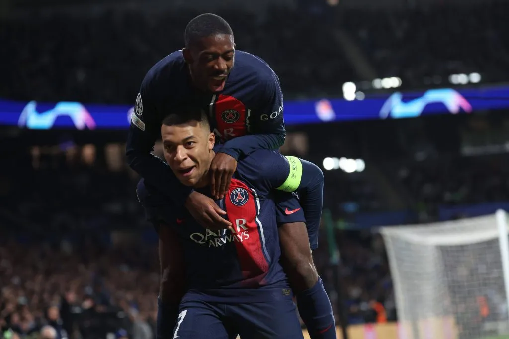 Kylian Mbappé en la celebración de uno de sus goles frente a la Real Sociedad en Anoeta.