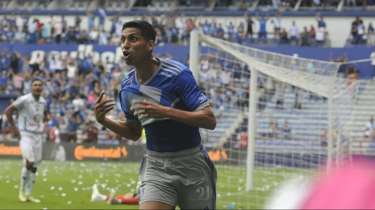Cevallos y otro golpe para Emelec