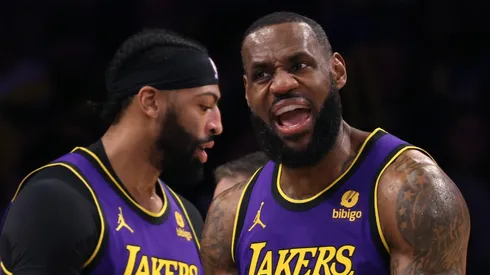 Anthony Davis y LeBron James, estrellas de los Lakers.