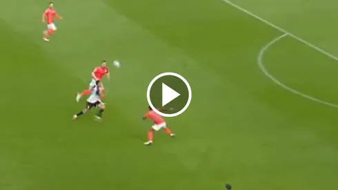 El lateral ecuatoriano volvió a fallar contra Brighton