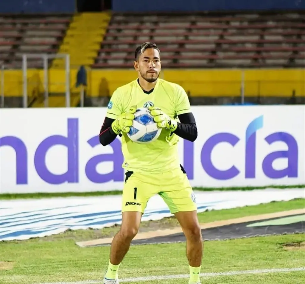 Gianluca Espinoza llega a Emelec, tras un paso por equipos de segunda división en Ecuador. (Foto: API)