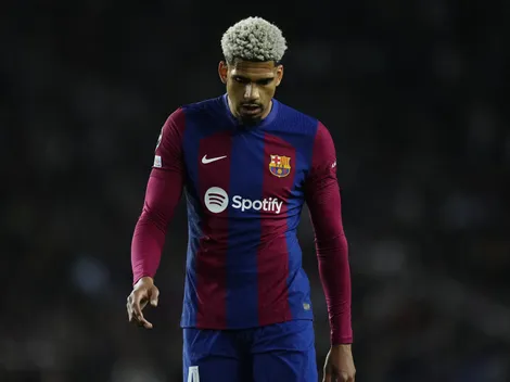 Barcelona se asegura un defensor central ante la posible salida de Ronald Araújo